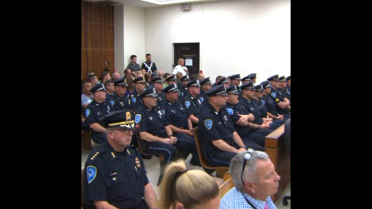 Police officers fill courtroom as murder suspect faces judge - Crooked ...